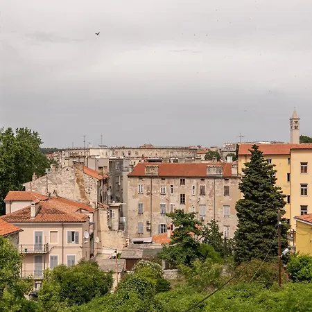 Apartment Kastel Pula