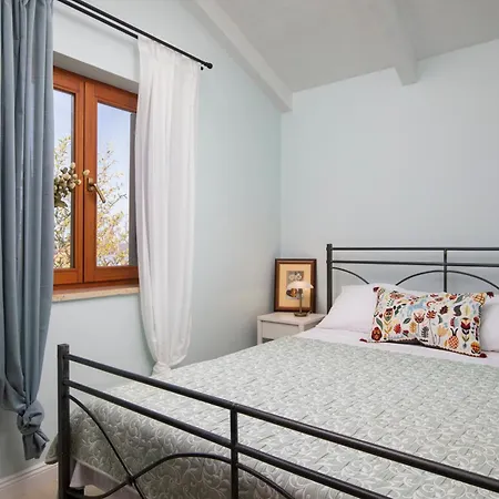 Kastel Apartment Pula